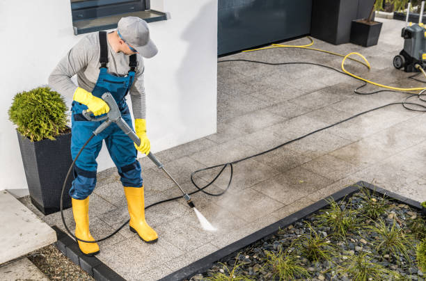 Best Best Pressure Washing Companies  in Oakfield, WI