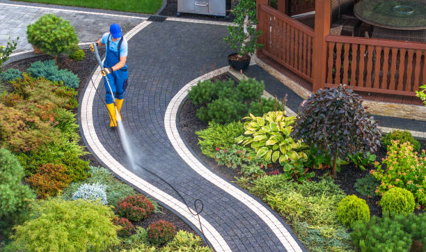 Best Fence Pressure Washing  in Oakfield, WI